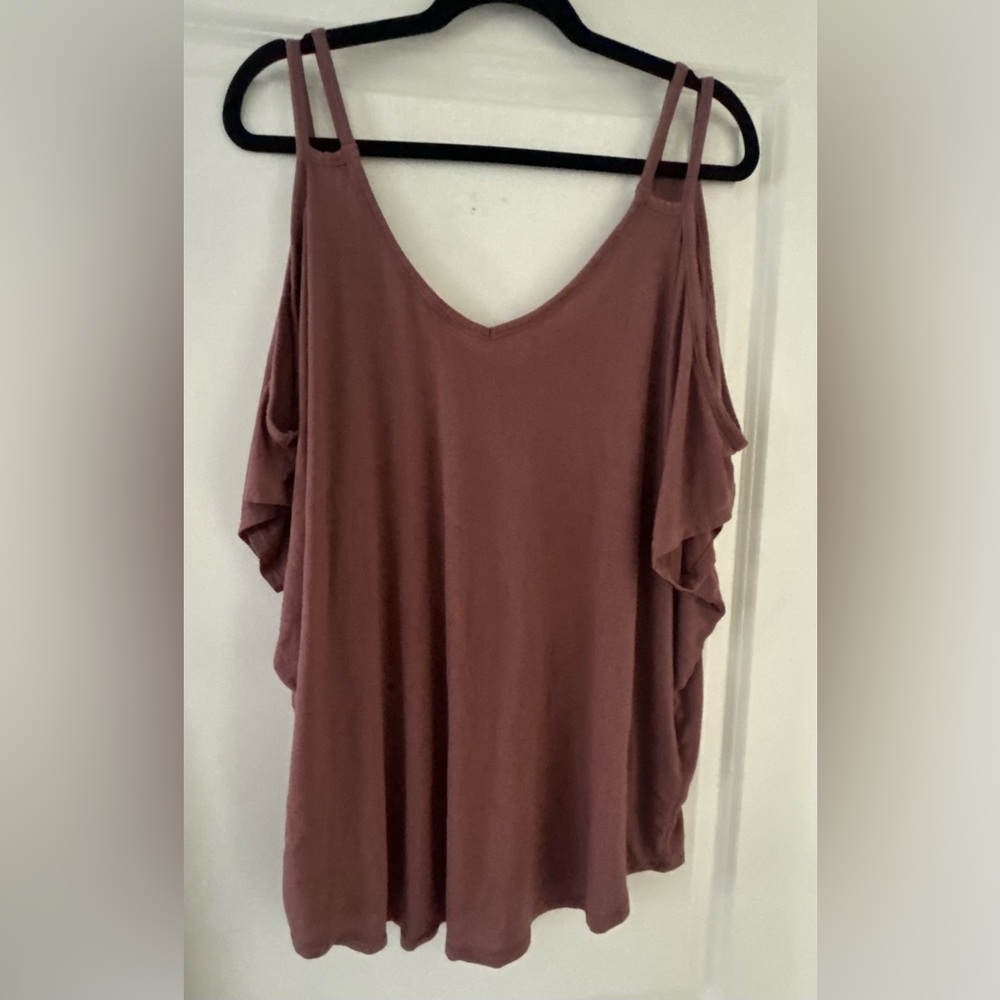 NWOT✨ Express Top - Picture 3 of 4